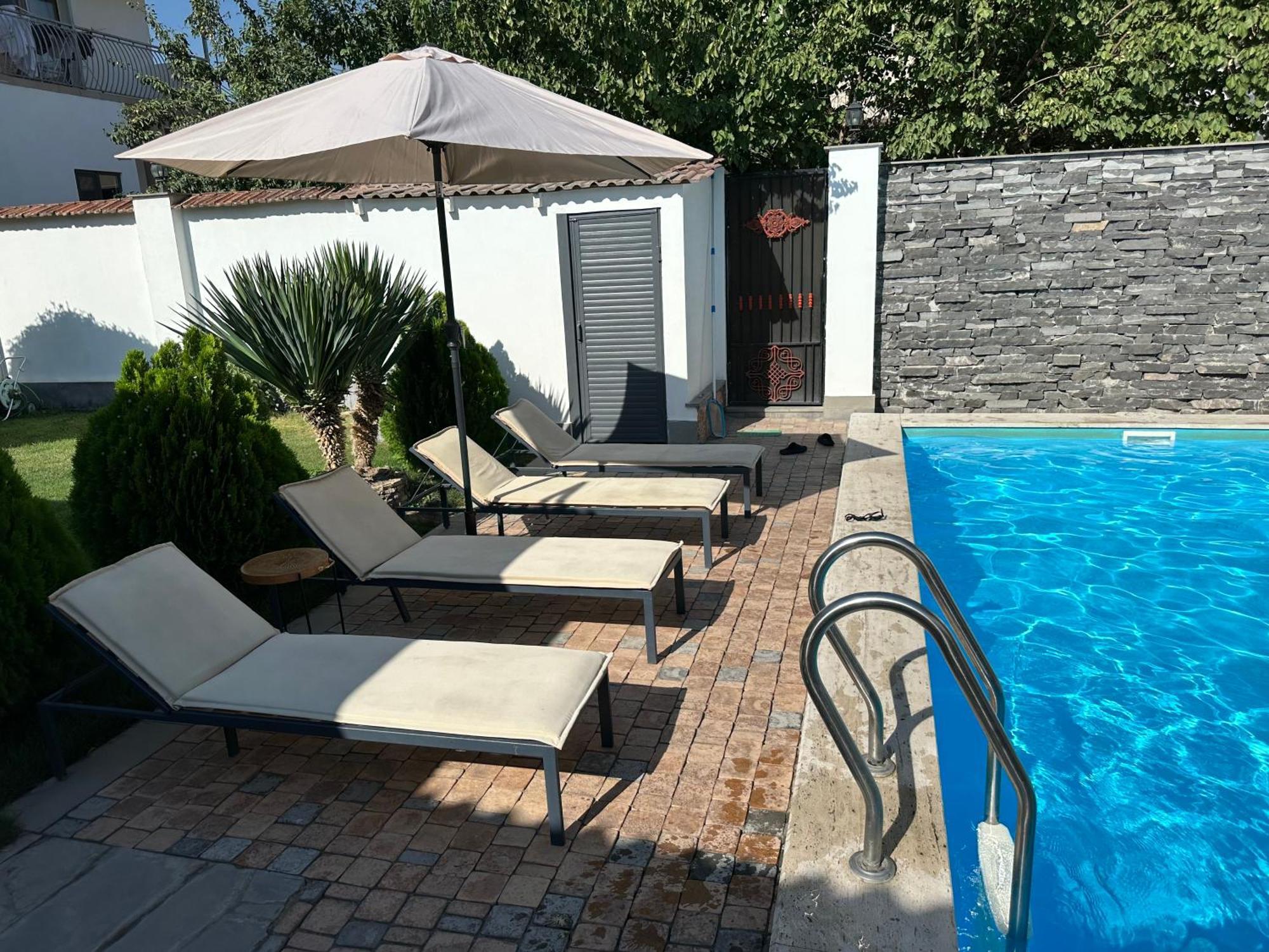 يريفان Garden Lounge Hotel المظهر الخارجي الصورة