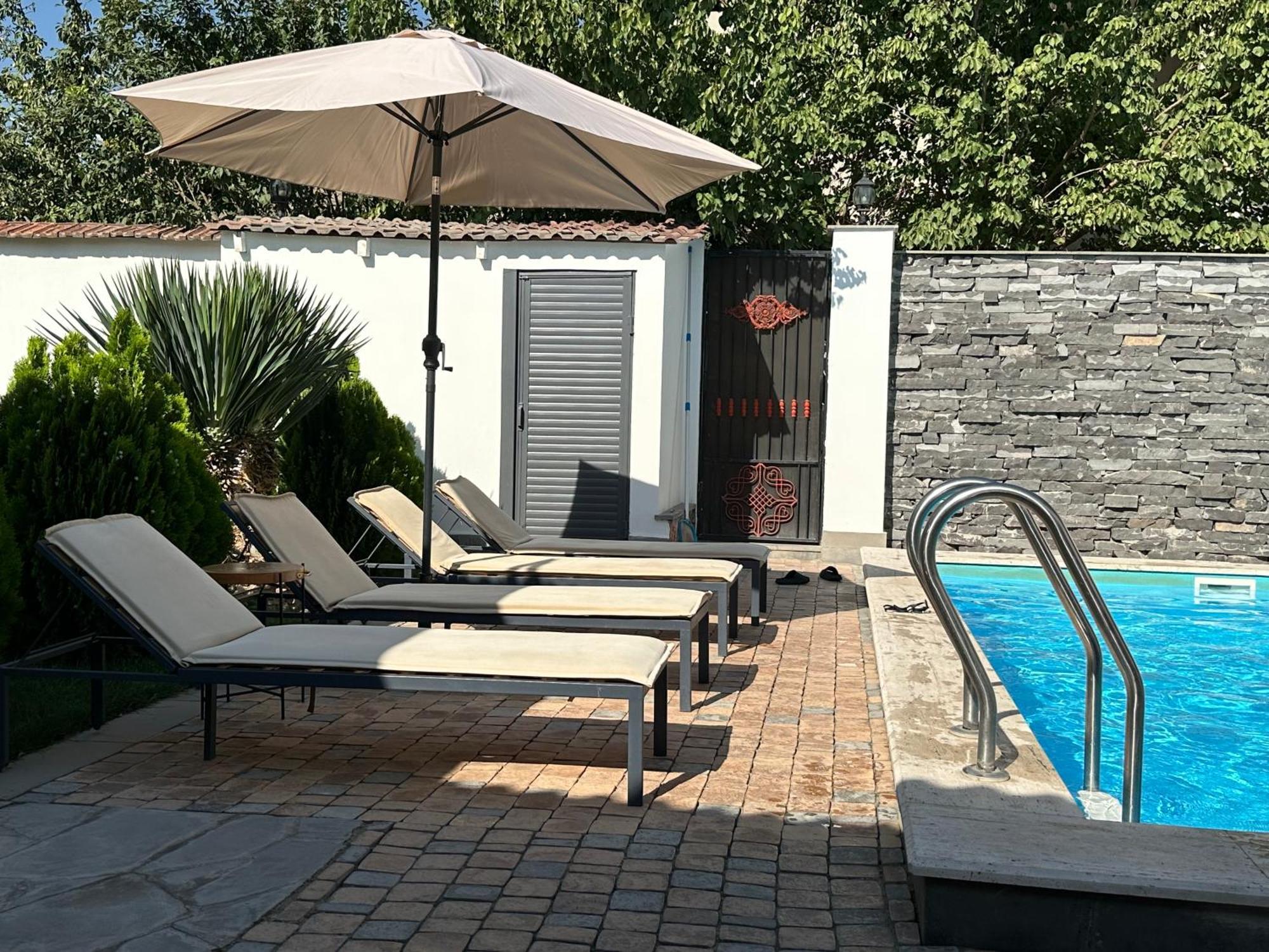 يريفان Garden Lounge Hotel المظهر الخارجي الصورة